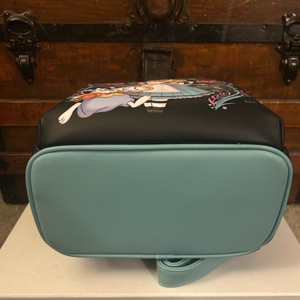 Loungefly Disney Alice In Wonderland Mini Backpack - NWT - Picture 5 of 5